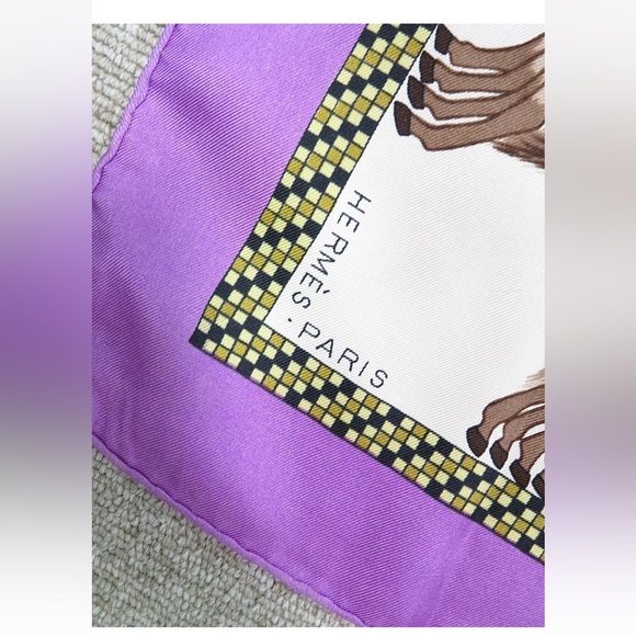 Elegant Purple and White Equestrian Scarf - Picture 8 of 11